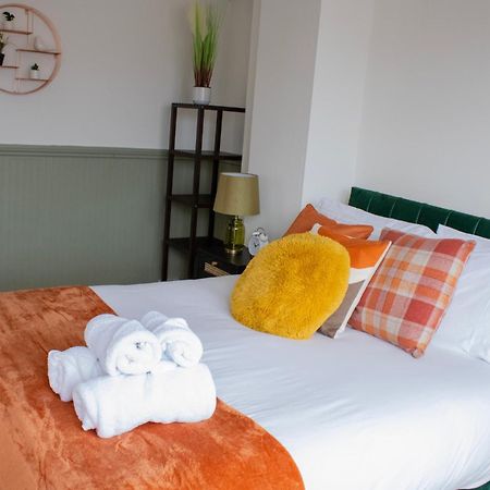 Harvard House, Stylish 3 Bedroom House In Solihull 5 Mins To The Nec, Bhx ,Jlr With Free Parking Μπέρμιγχαμ Εξωτερικό φωτογραφία