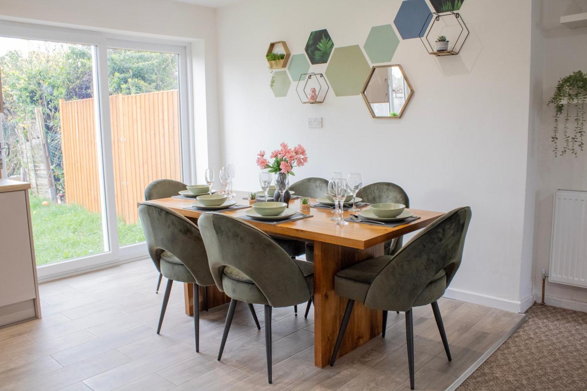 Harvard House, Stylish 3 Bedroom House In Solihull 5 Mins To The Nec, Bhx ,Jlr With Free Parking Μπέρμιγχαμ Εξωτερικό φωτογραφία