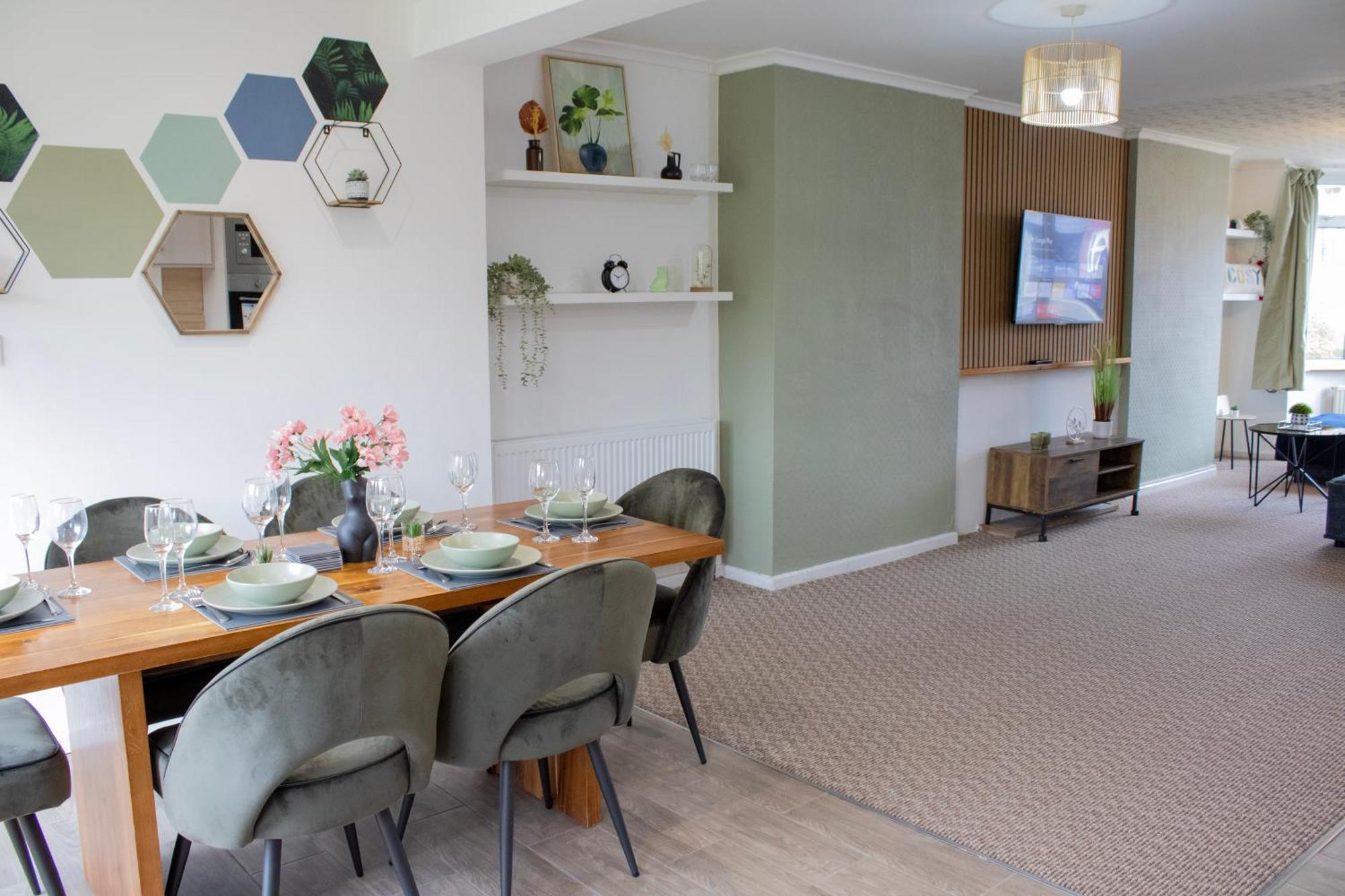 Harvard House, Stylish 3 Bedroom House In Solihull 5 Mins To The Nec, Bhx ,Jlr With Free Parking Μπέρμιγχαμ Εξωτερικό φωτογραφία