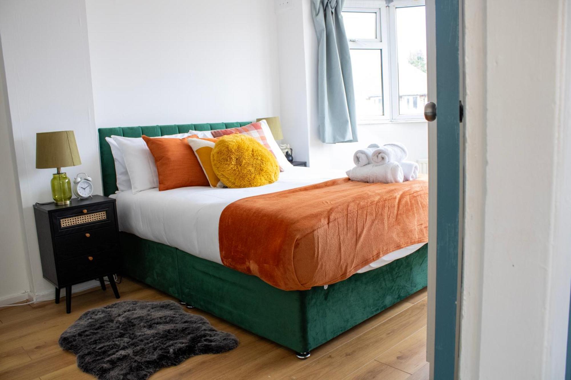 Harvard House, Stylish 3 Bedroom House In Solihull 5 Mins To The Nec, Bhx ,Jlr With Free Parking Μπέρμιγχαμ Εξωτερικό φωτογραφία