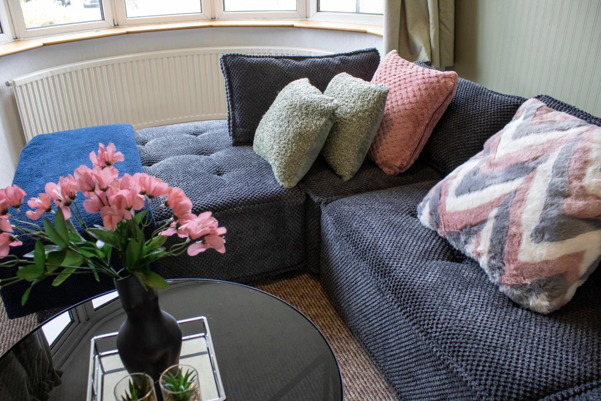 Harvard House, Stylish 3 Bedroom House In Solihull 5 Mins To The Nec, Bhx ,Jlr With Free Parking Μπέρμιγχαμ Εξωτερικό φωτογραφία