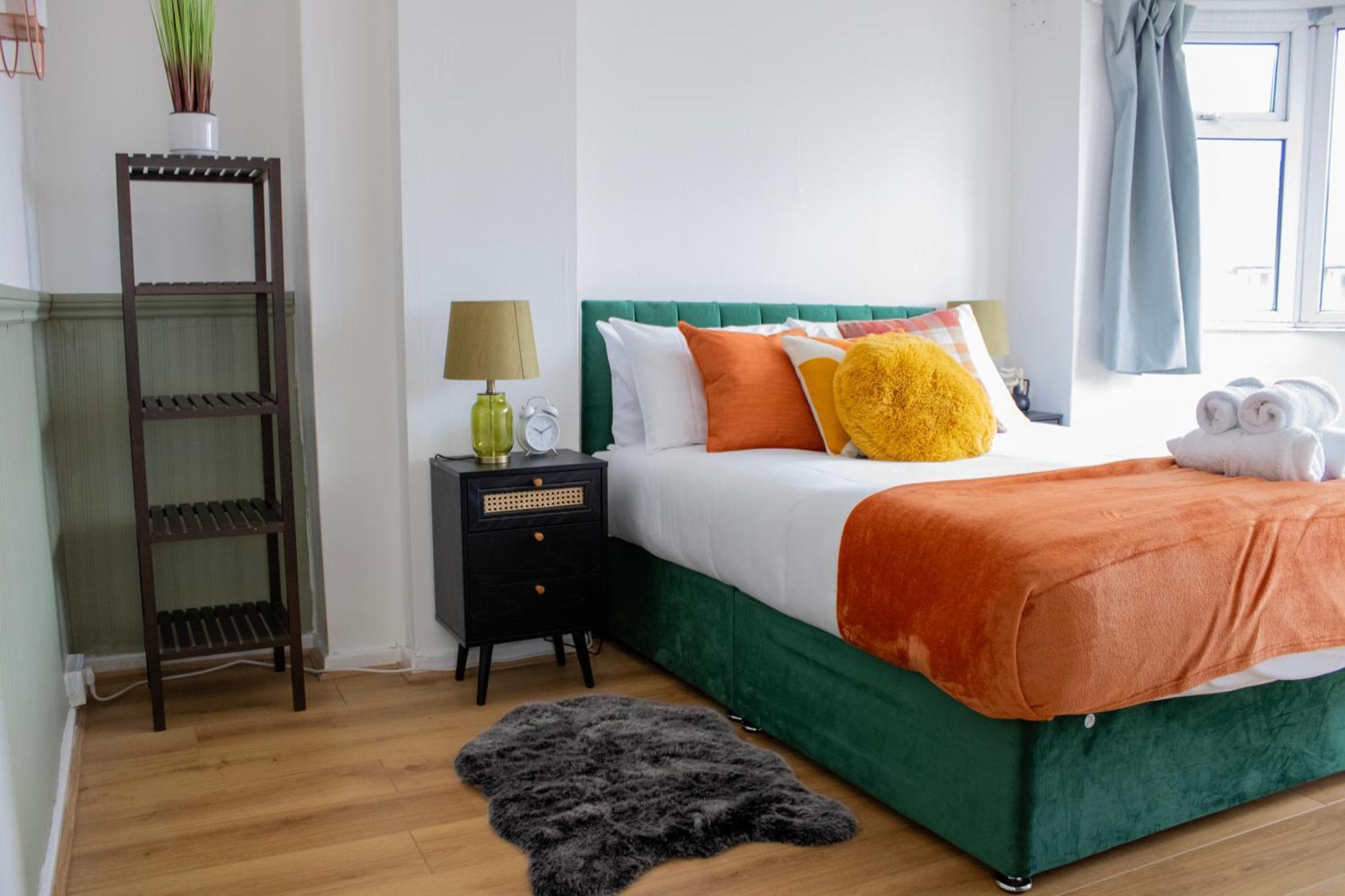 Harvard House, Stylish 3 Bedroom House In Solihull 5 Mins To The Nec, Bhx ,Jlr With Free Parking Μπέρμιγχαμ Εξωτερικό φωτογραφία